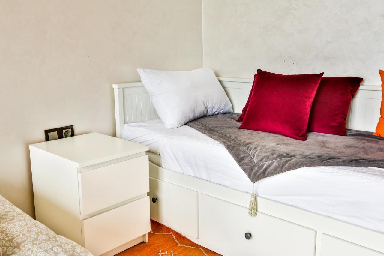 Prestigious Apartment Εσαουίρα Εξωτερικό φωτογραφία